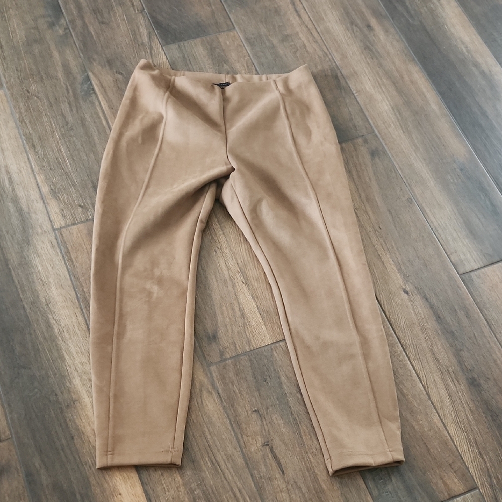 T Tahari Tan Pants